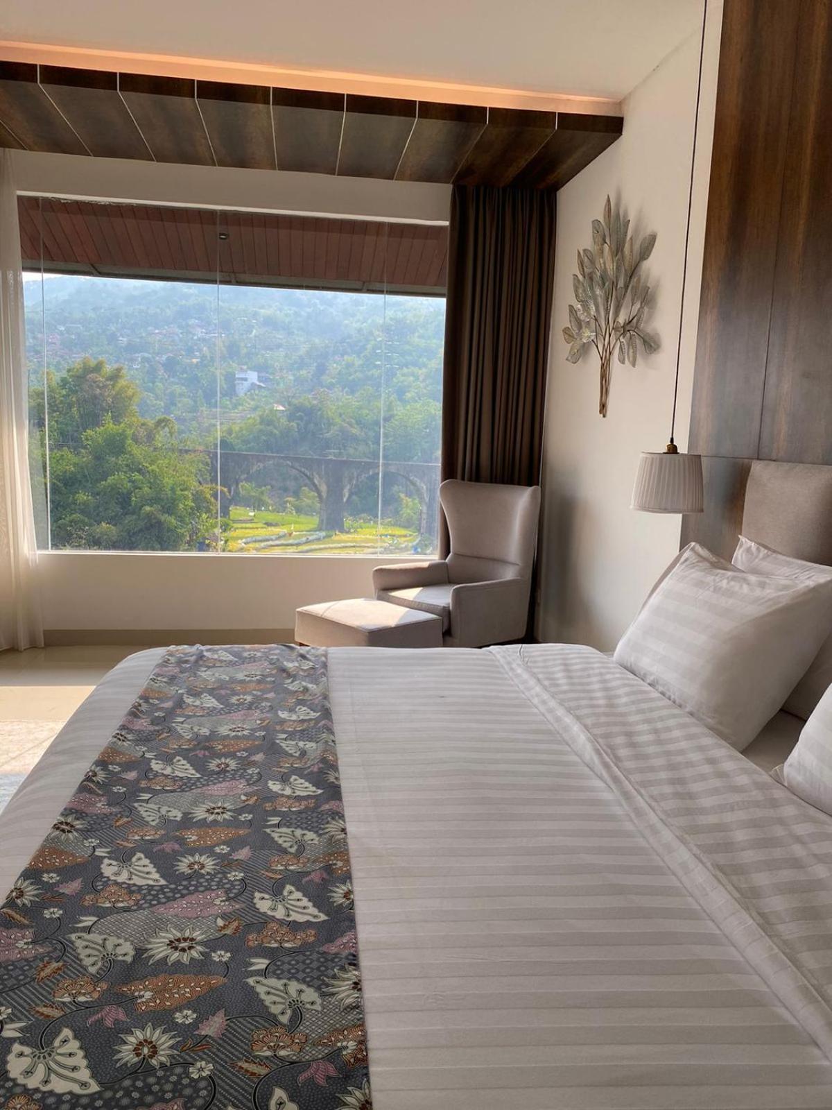 Forest Hills Hotel Soreang Eksteriør bilde